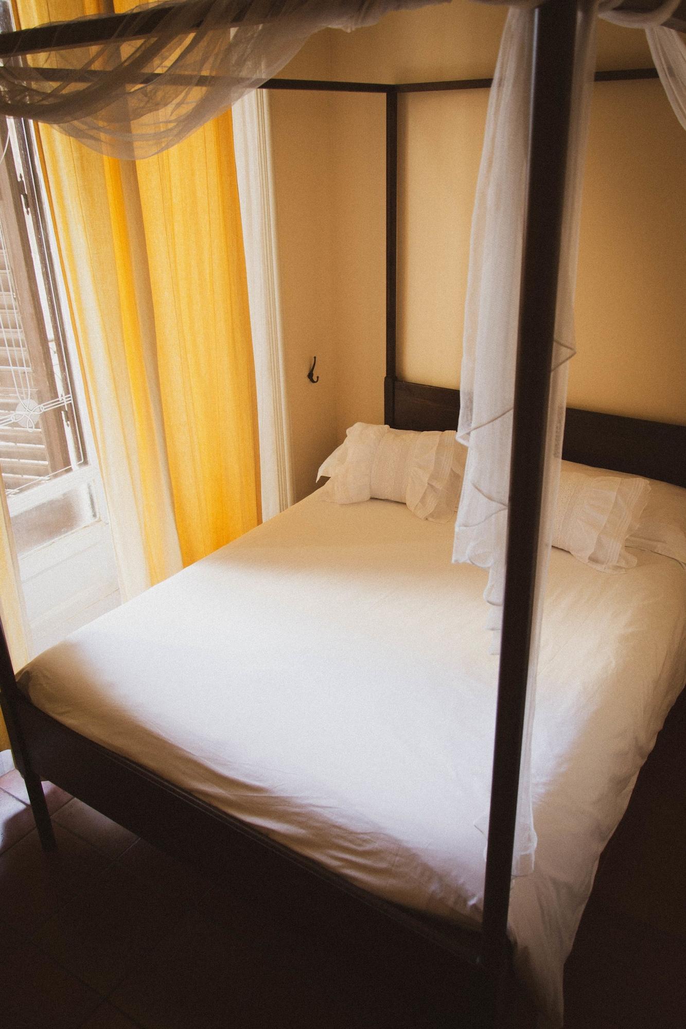 Bed & Breakfast Antica Dimora Caruso 3*