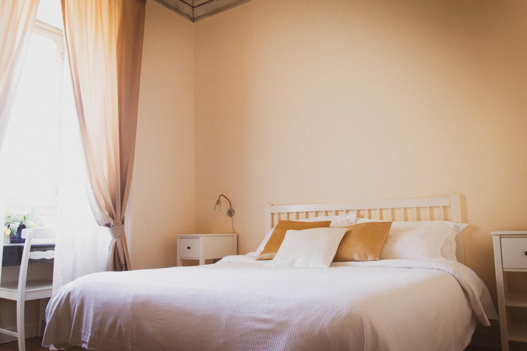 Bed & Breakfast Antica Dimora Caruso 3*